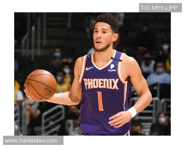 太阳客场大胜，布克独中40分刷新个人纪录