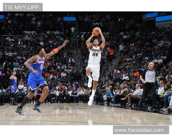 尼克斯队客场大胜马刺队，止住连败态势